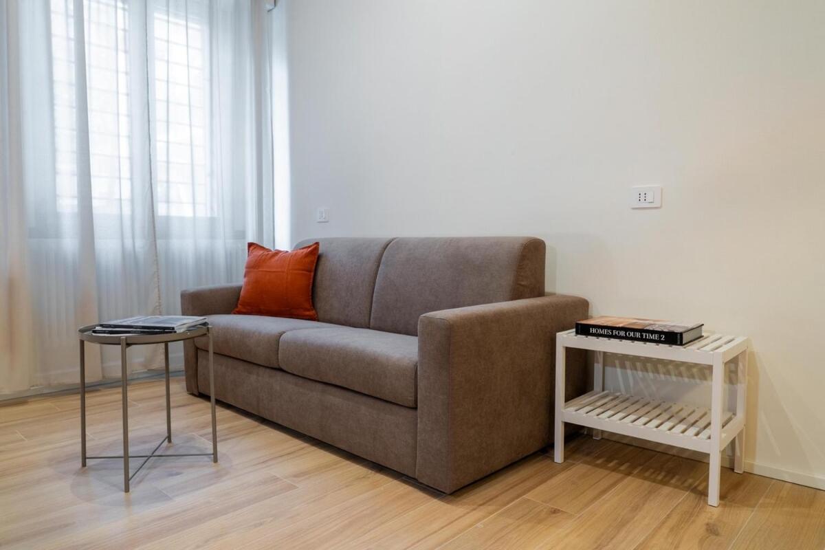 Nuovo - Con Due Da Letto Appartement *